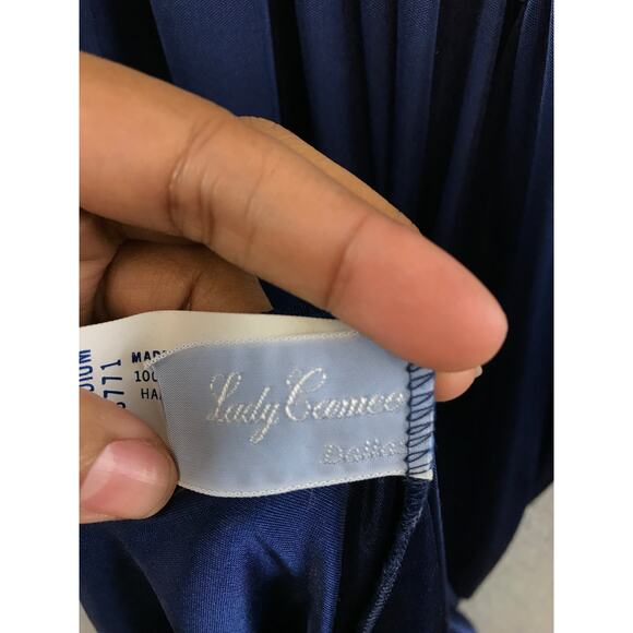 1970’s Vintage Lady Cameo Navy Satin Lace Slip Gown size M - Picture 7 of 9